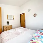 Mira